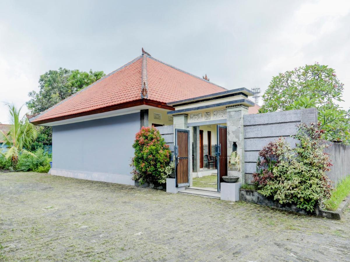 Oyo 90711 Blembong Homestay Jimbaran  Exterior photo